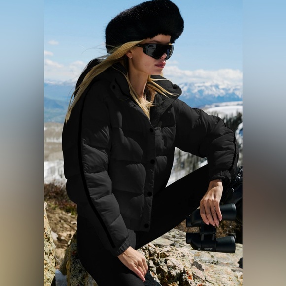 ALO Yoga Aspen Love Puffer Jacket - Sold Out in Small - Picture 1 of 8